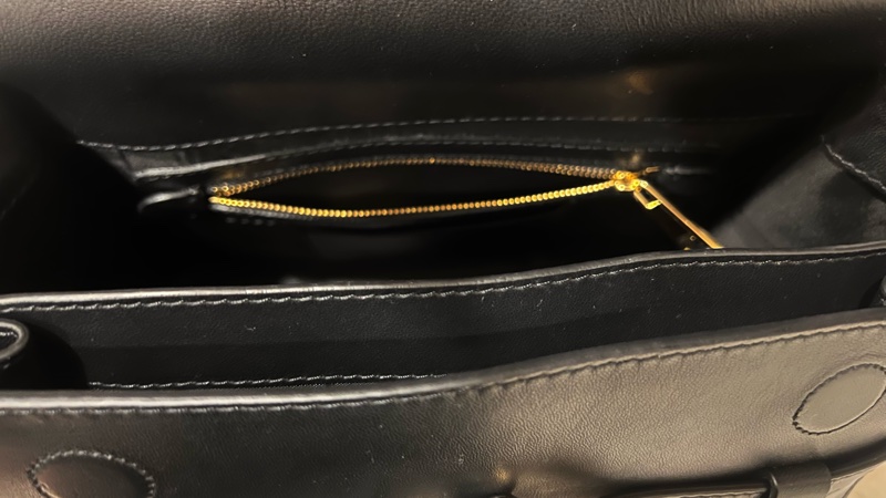 MOSCHINO Tie Me 腰帶包-32