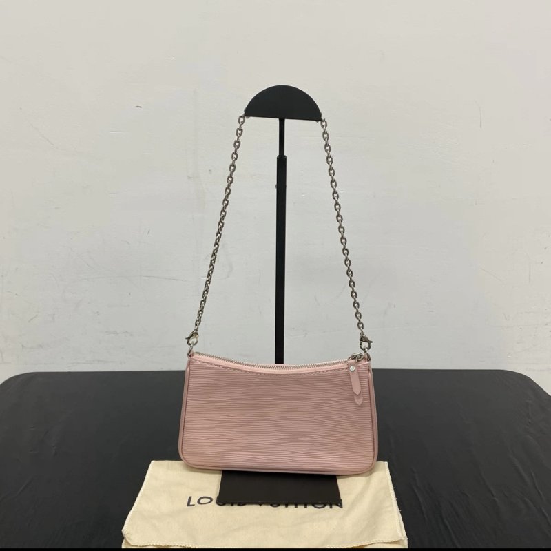 LV easy pouch on strap芭蕾粉水波紋大麻將腋下包 芯片款 19*11*3 98新配件塵袋-5