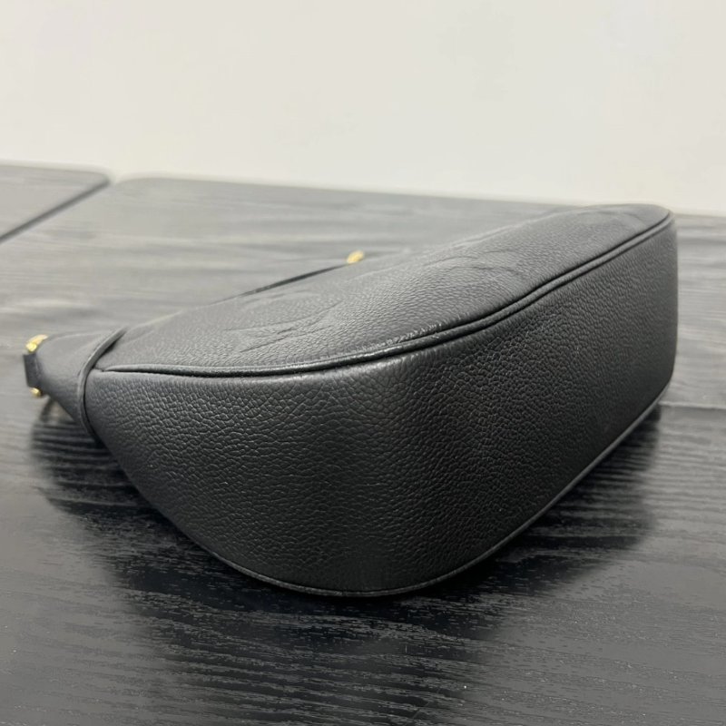 LV Bagatelle全皮壓花肩背斜背牛角包 芯片款 24*18*7 98新配件塵袋-4