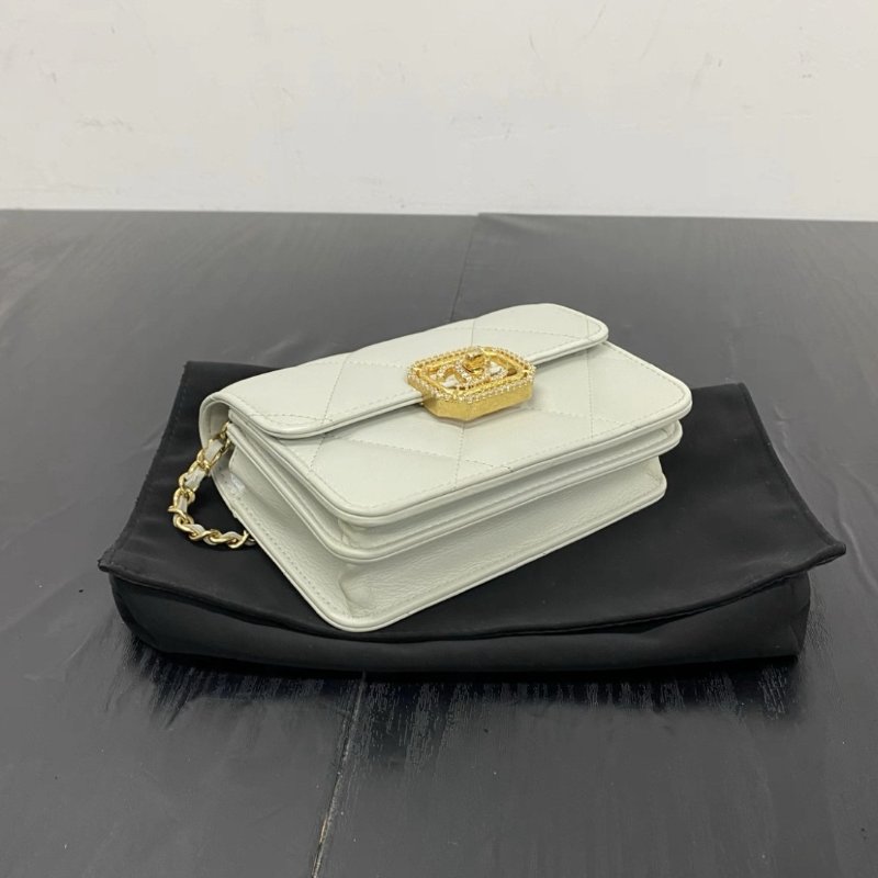 CHANEL 23C灰色金扣鑲鑽菱格紋肩背斜背包 15*11*4.5 98新配件盒子塵袋購證-4