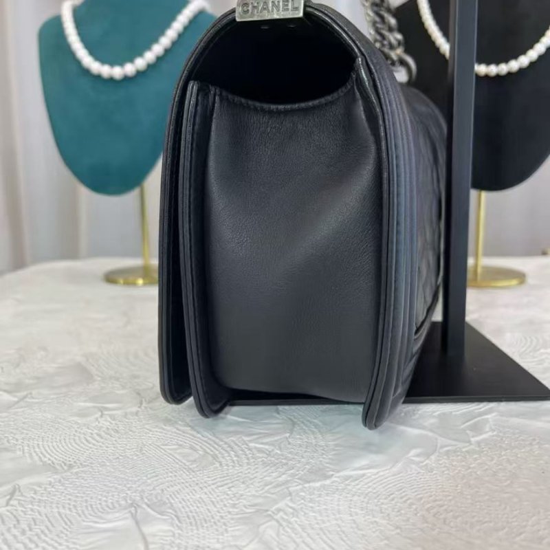 Chanel Leboy 中號 黑銀牛皮鍊條包 有卡 99新 15*25*9-3