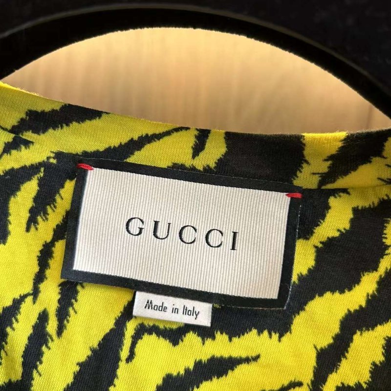 Gucci 短袖 尺寸L 非常新-1