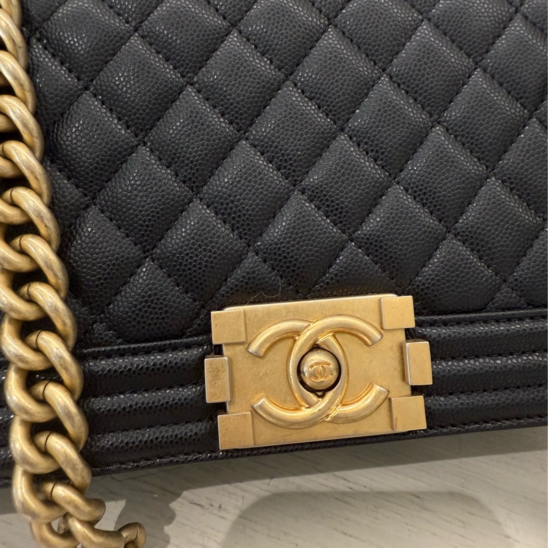 CHANEL BOY黑金-3