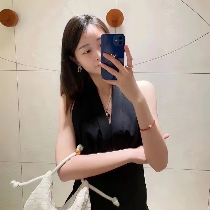 BOTTEGA VENETA Turn手提腋下包 - 奶白-1
