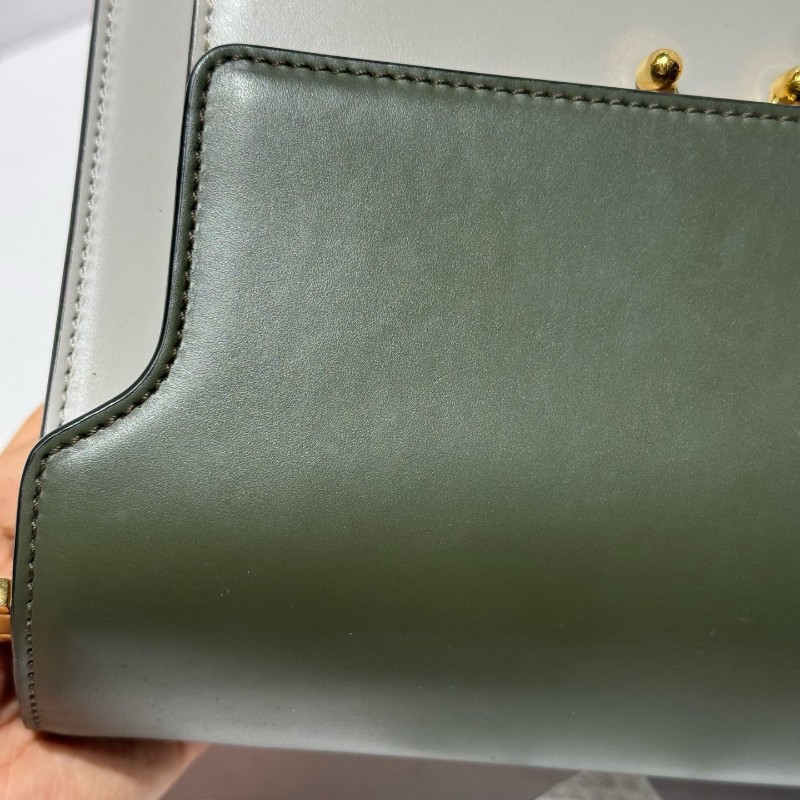 Marni Trunk風琴包 光面牛皮材質 肩背包斜背包-14