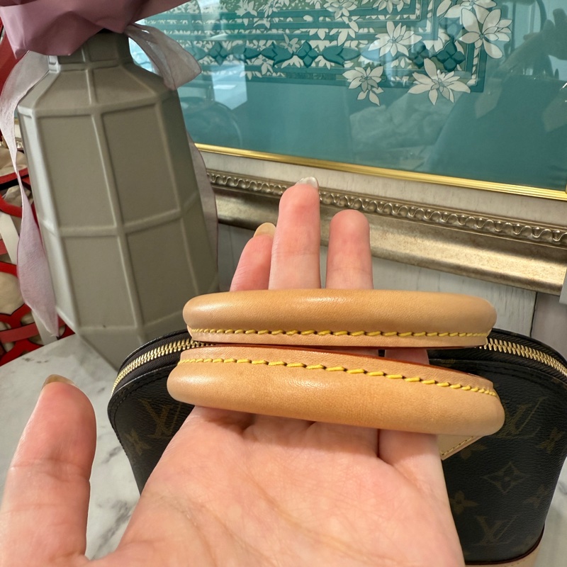 LV原花Alma BB金釦手提斜背包M53152-8