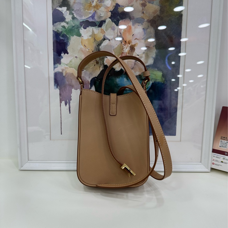 YSL聖羅蘭迷你手機包米色 閒置-2