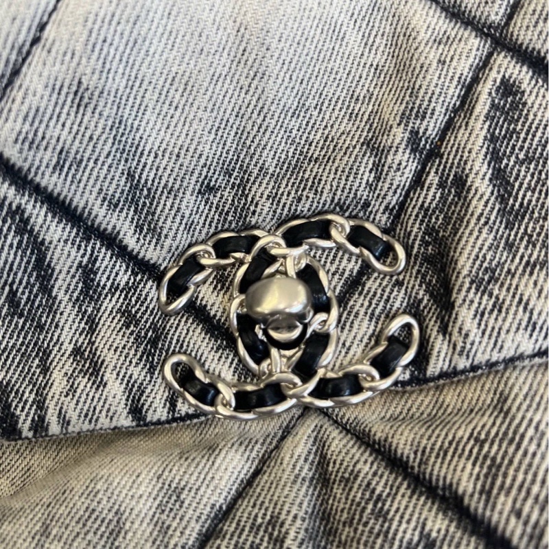 Chanel 19 牛仔 客指定款-8