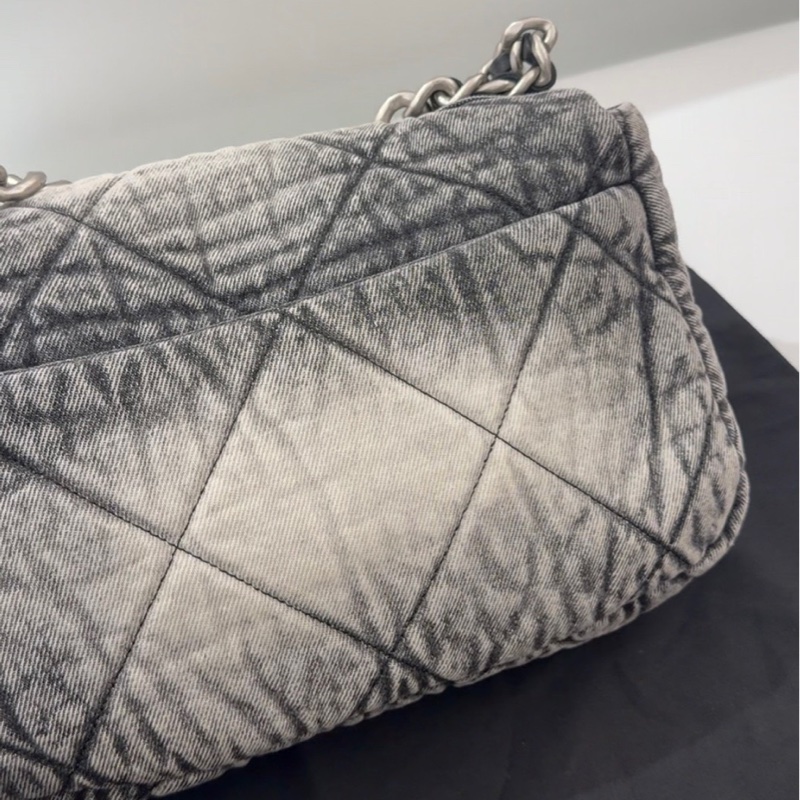 Chanel 19 客指定款-2