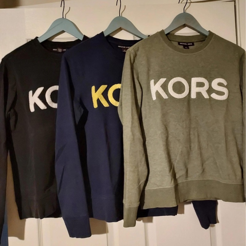 美國Michael Kors立體字母衞衣-1