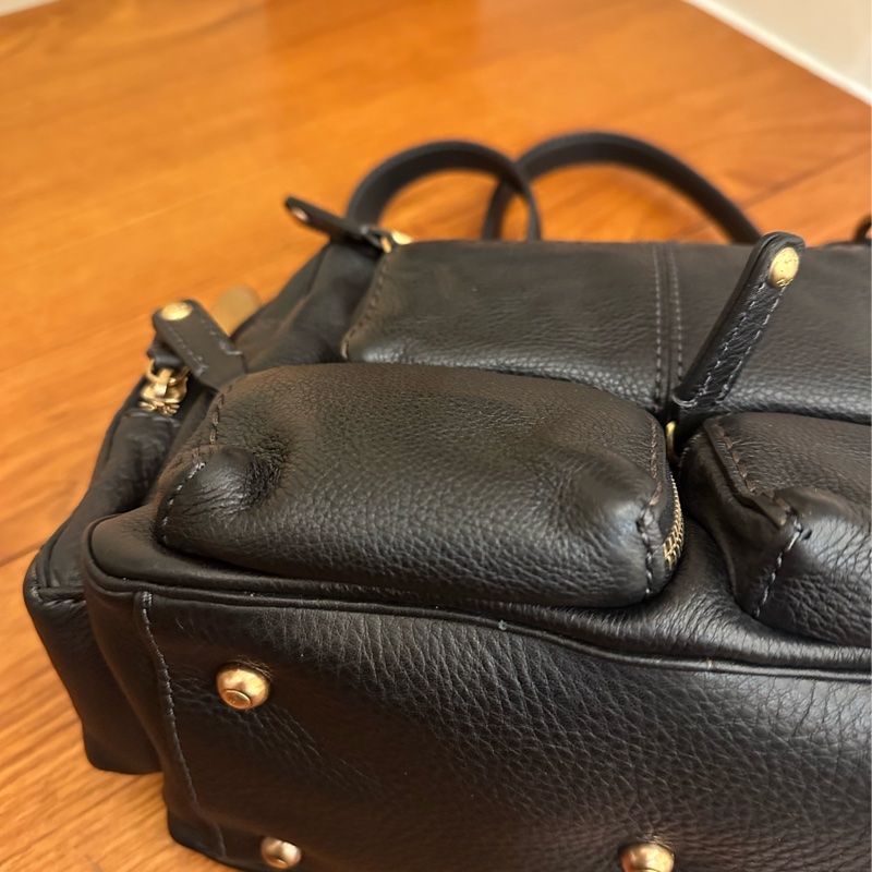 TODS 黑皮革前三口袋手提包-14