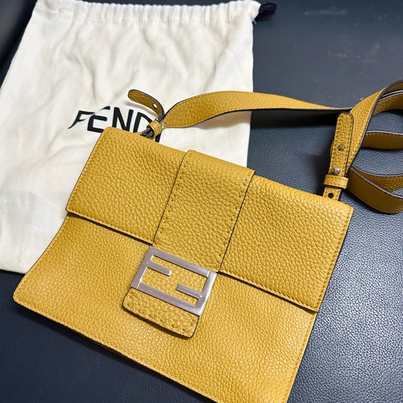 FENDI Baguette Flap Bag-5