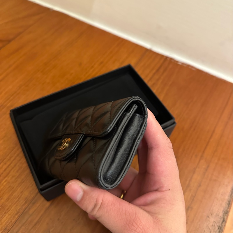CHANEl 黑羊皮菱格金雙C釦式卡片零錢包-3