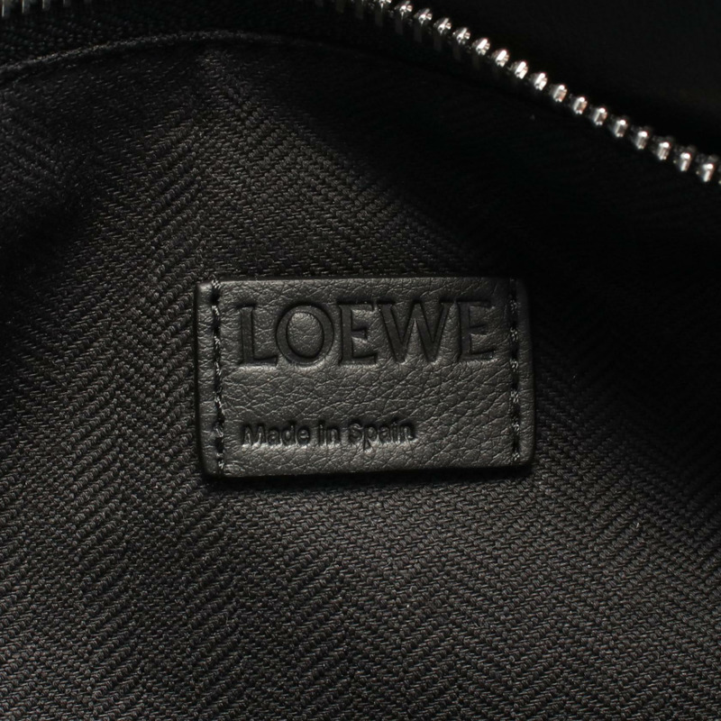 LOEWE Puzzle 小號斜背包腰包 B510SEBX021100 皮革黑色 全新-3