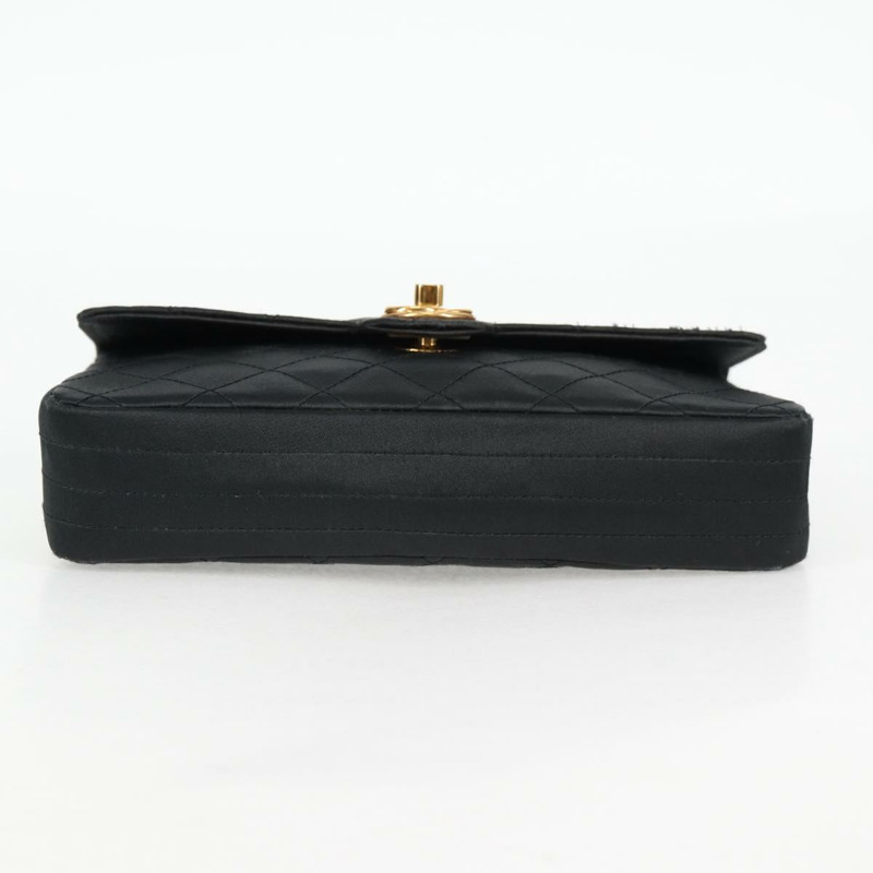 【日本直送】香奈兒 (CHANEL) 絎縫鏈條單肩包 緞面黑金色 CC 正品 134220-4