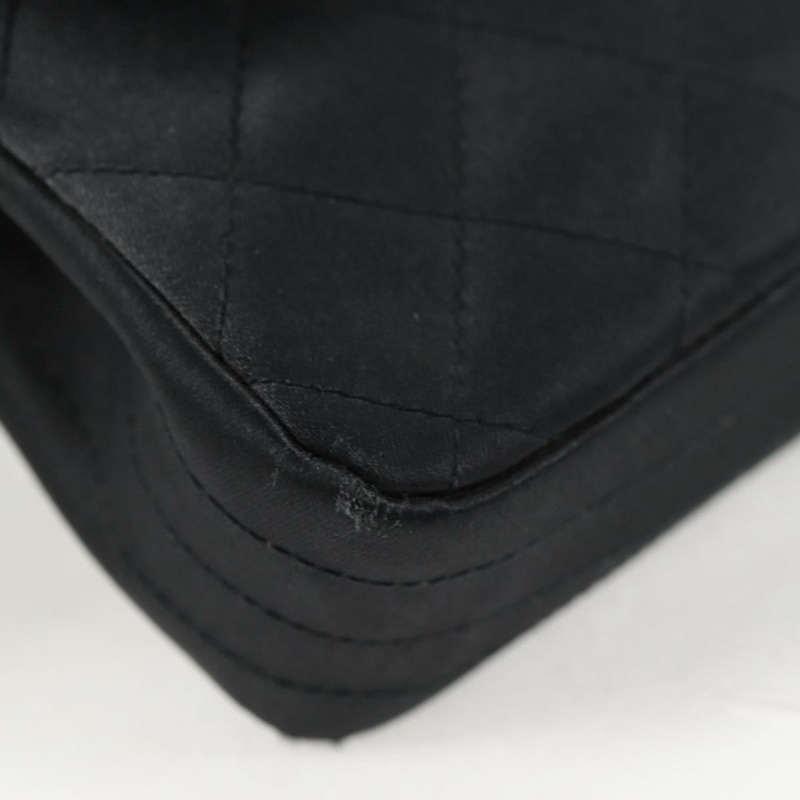 【日本直送】香奈兒 (CHANEL) 絎縫鏈條單肩包 緞面黑金色 CC 正品 134220-8
