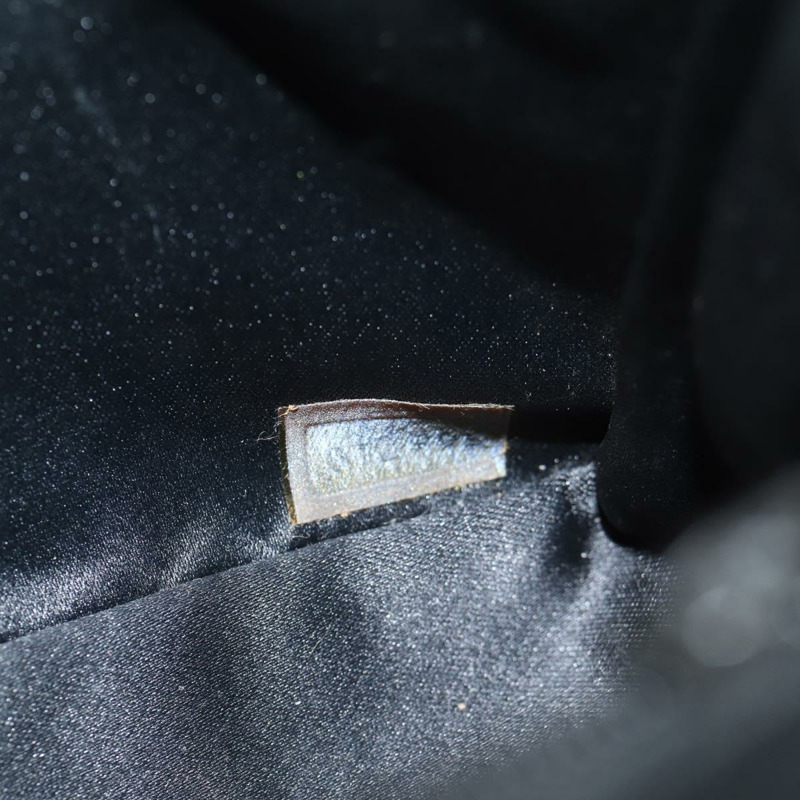 【日本直送】香奈兒 (CHANEL) 絎縫鏈條單肩包 緞面黑金色 CC 正品 134220-11