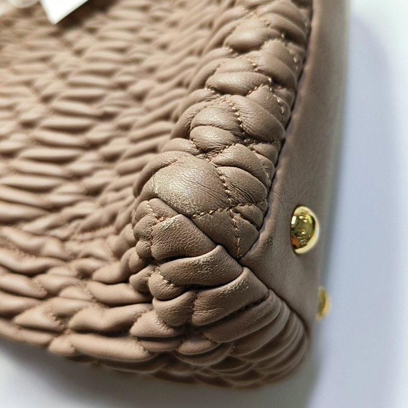 Miu Miu Crystal裸粉色羊皮縫線斜挎包手提包單肩包 銀色五金 2條可拆卸肩帶-10