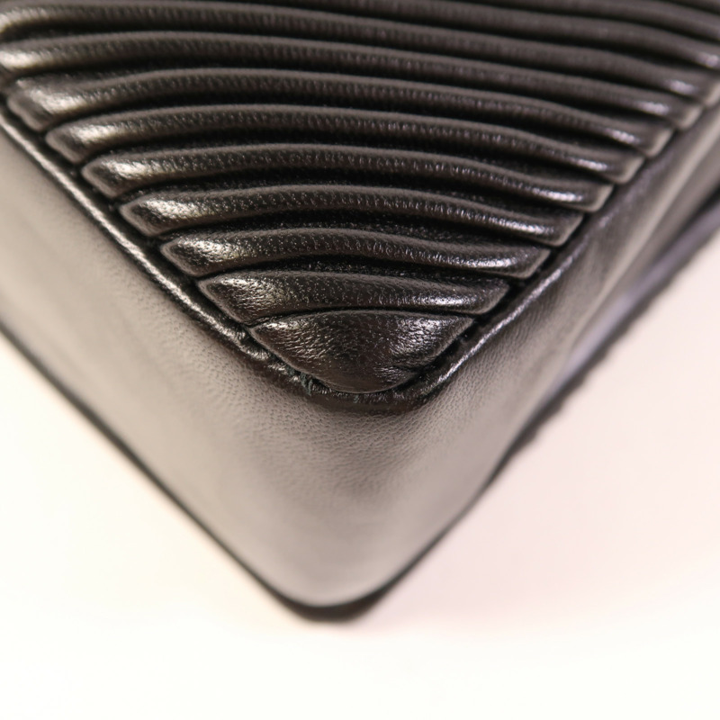 CHANEL 牛皮皮革Shoulder Bag金扣鏈帶肩背袋-7