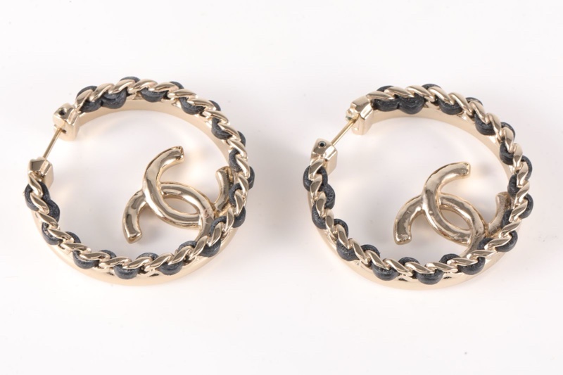 CHANEL(香奈兒) 合金 22P 雙C logo 皮穿鏈 耳環-4