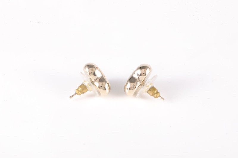 CHANEL(香奈兒)  合金 22C 愛心 雙C 耳釘-1