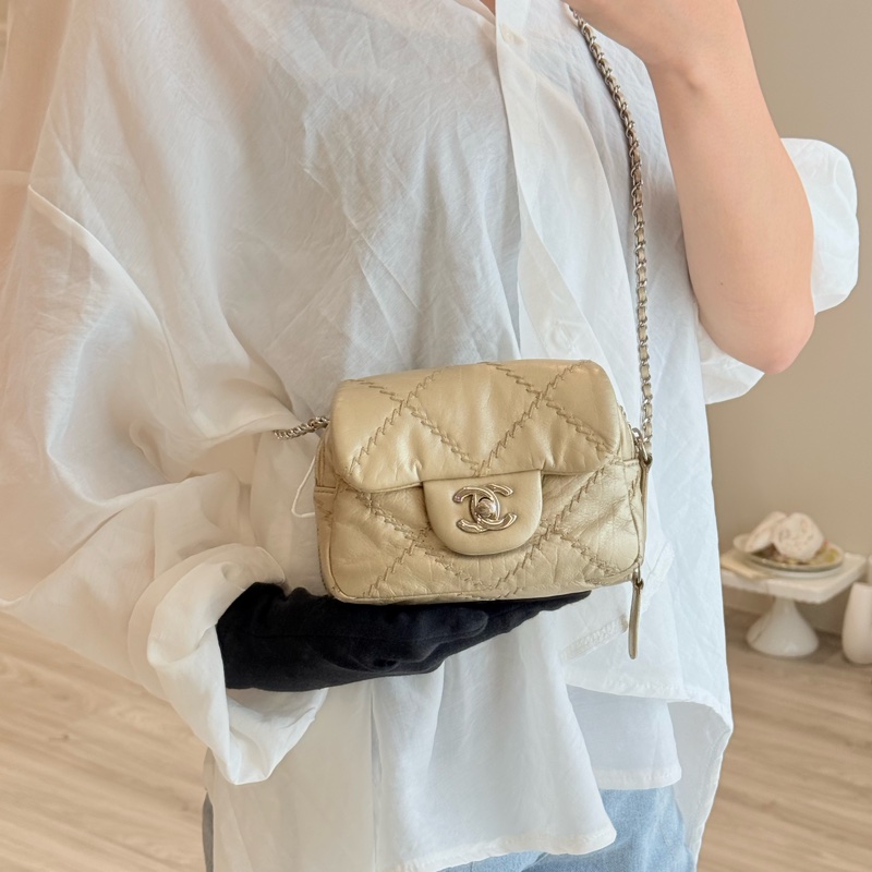 CHANEL 金色雙層鏈條小包-10