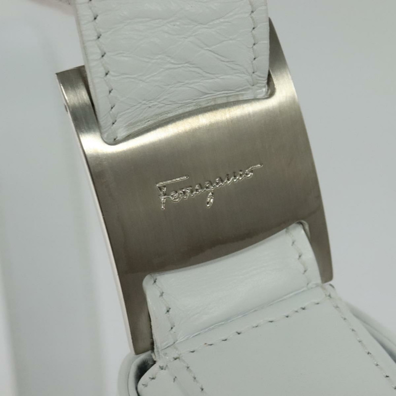【日本直送】Salvatore Ferragamo Vala 肩背包 皮革 白銀 正品 135795-8