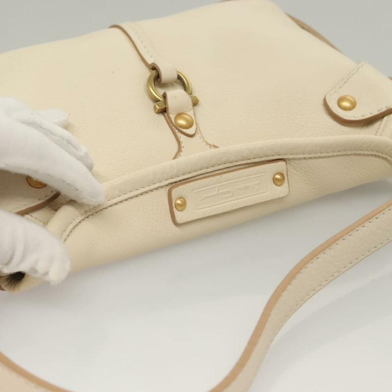 【日本直送】Salvatore Ferragamo 手提包 皮革 白金 正品 135794-6