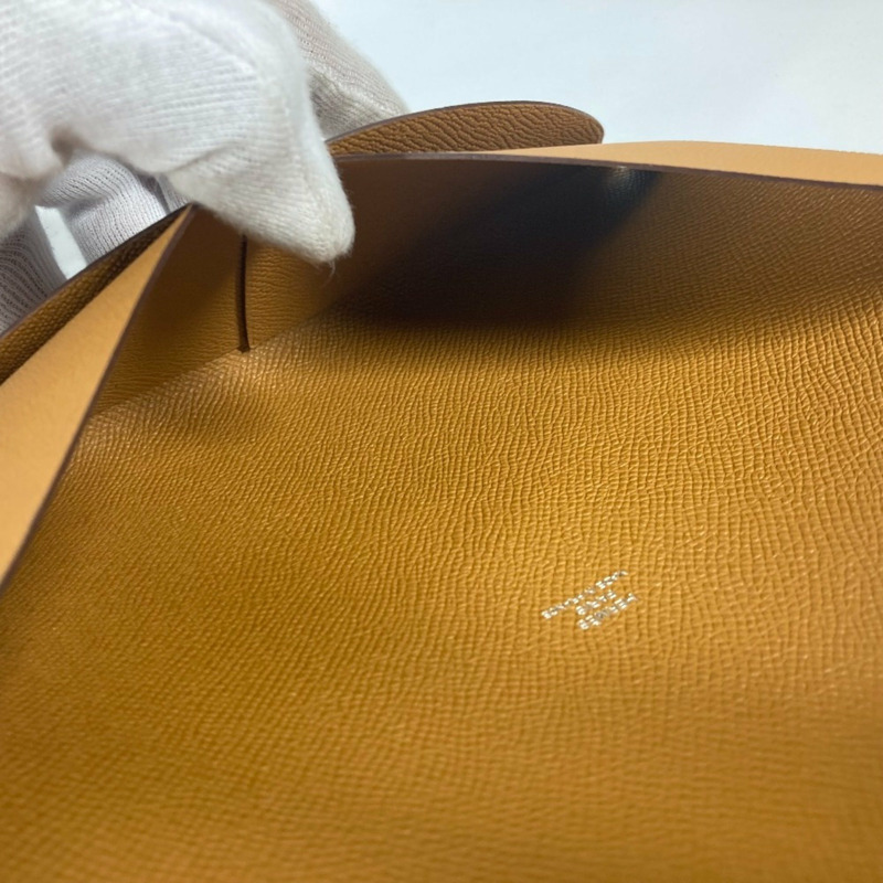 HERMES Calvi GM 平袋雙折手拿包，Epsom 皮革，男女通用，棕色和粉紅色，全新-15