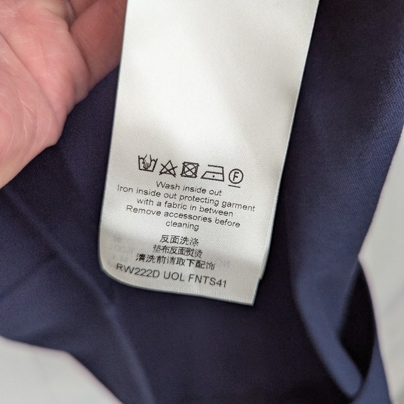 莉亞精品♡LV金鍊徽標圖案深藍圓領短袖 尺碼S 9新美品-4