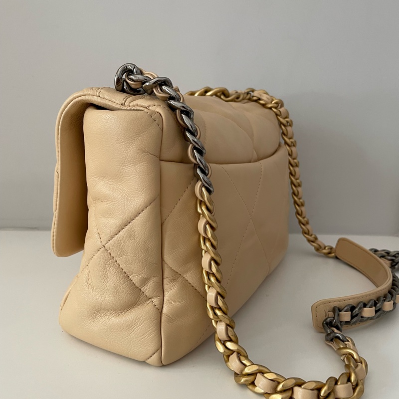 Chanel 19米色金扣 中號-4