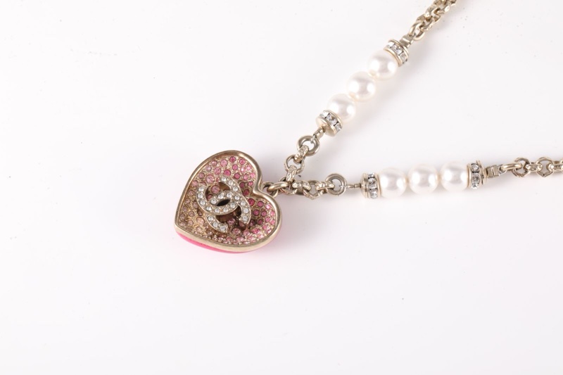 CHANEL(香奈兒)  合金 23P 愛心水鑽 項鏈-2