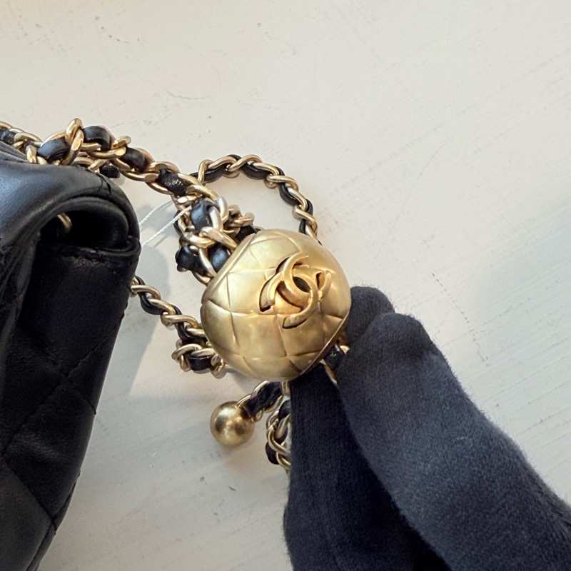 CHANEL 金球方胖-2