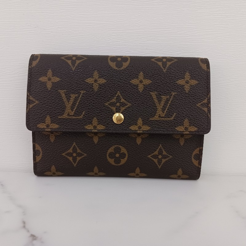 Louis Vuitton-9