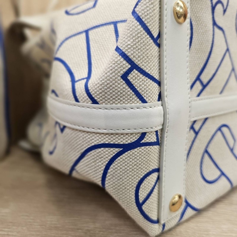 Burberry 米白帆布藍TB Logo手提肩背拖特包-2