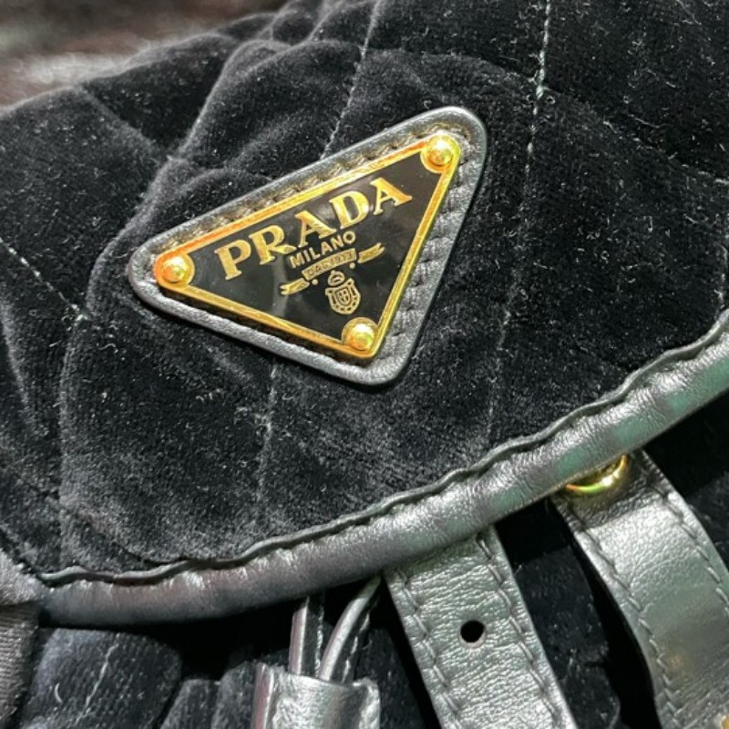 Prada 黑金絲絨款後背包雙肩包 小號 百搭耐看 秋冬必備 大容量-10