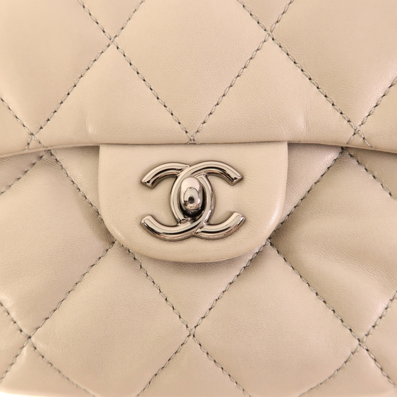 CHANEL 皮革Chain Shoulder銀扣鏈帶肩背袋-10