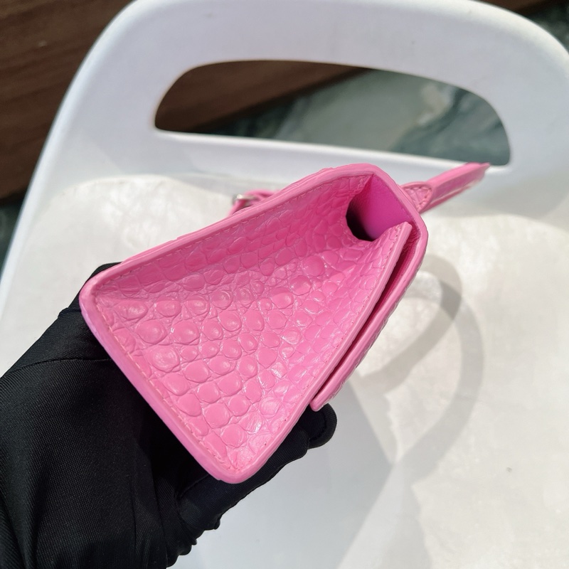 Balenciaga Hourglass XS 巴黎世家沙漏包 粉紅色牛皮鱷魚壓紋-3