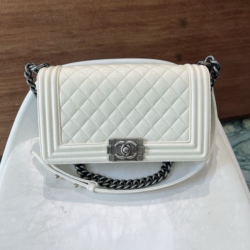 Chanel Leboy Medium 香奈兒 boy 中號 白色山羊漆皮-0