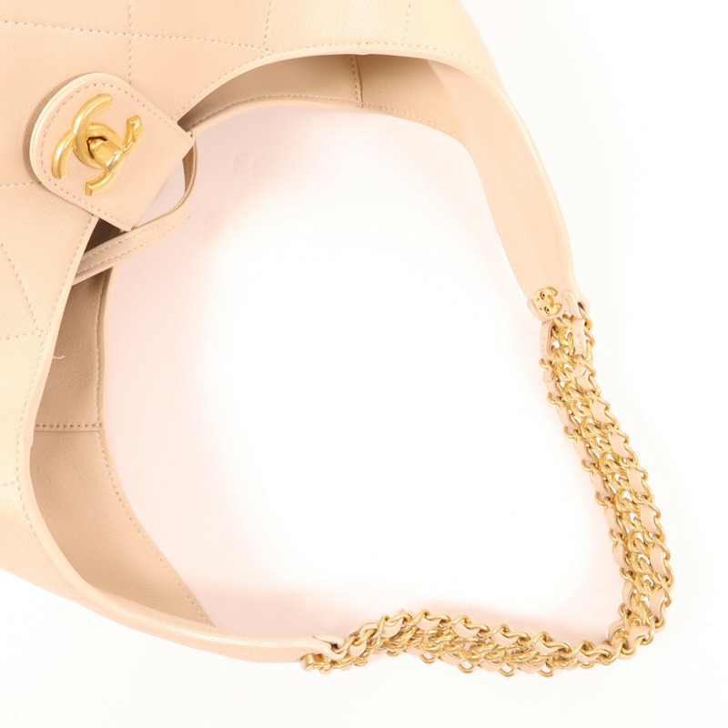CHANEL 牛皮皮革Hobo Bag金扣鏈帶肩背袋-4