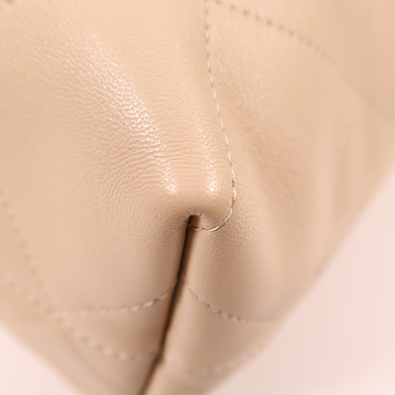 CHANEL 牛皮皮革Hobo Bag金扣鏈帶肩背袋-5