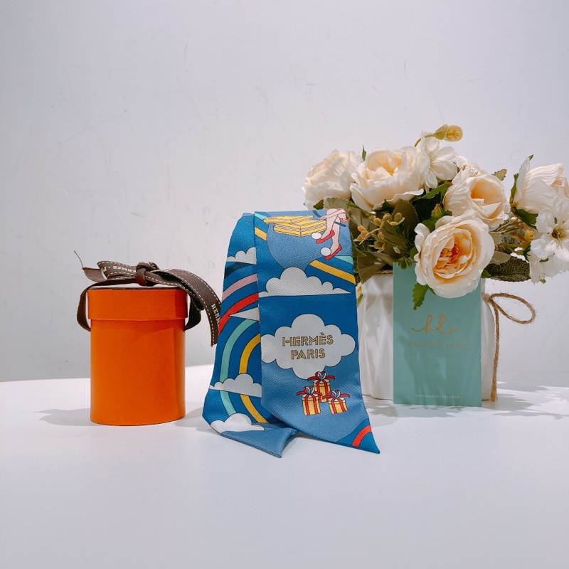 TW4412 Hermes 愛馬仕 絲巾Carres Volants Twilly-0