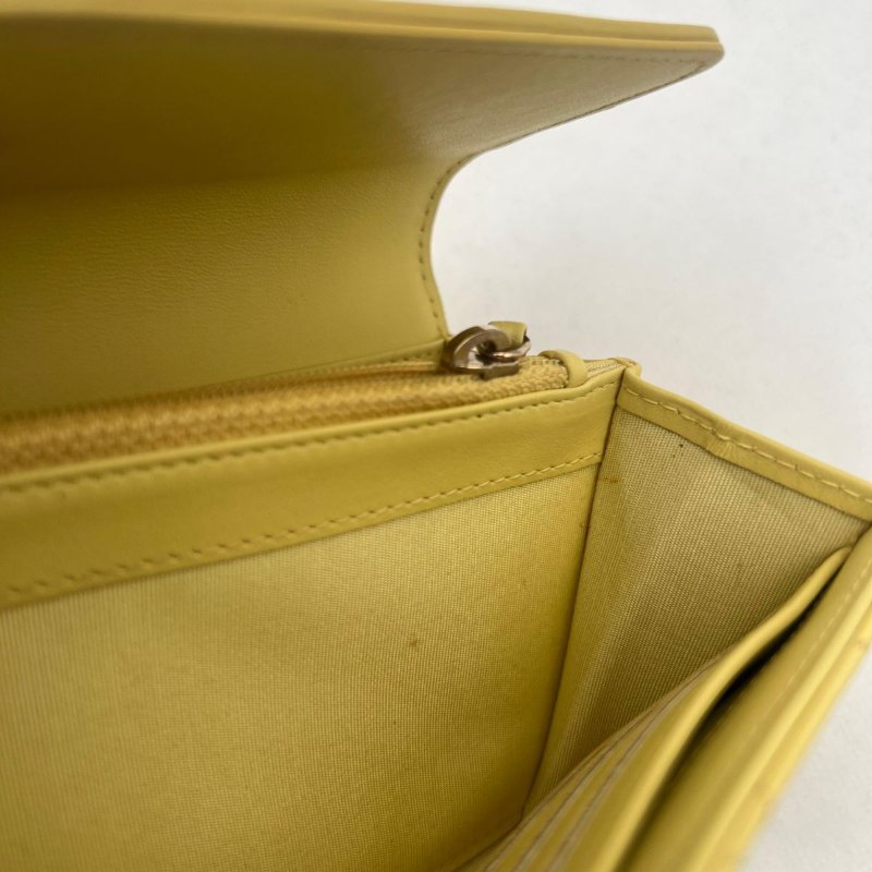 Chanel 魚子醬皮黃色長銀包-9