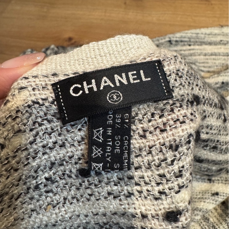 chanel 香奈兒 黑白 熊貓配色 圍巾 披肩 披巾-6