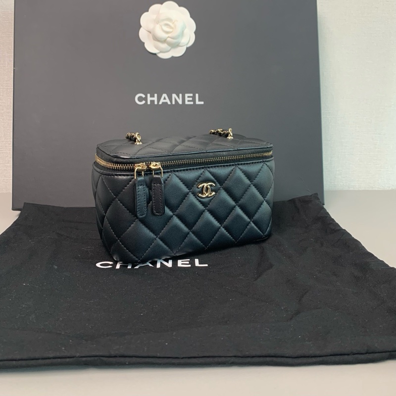 Chanel 足球羊皮化妝包 晶片款 有購證-3