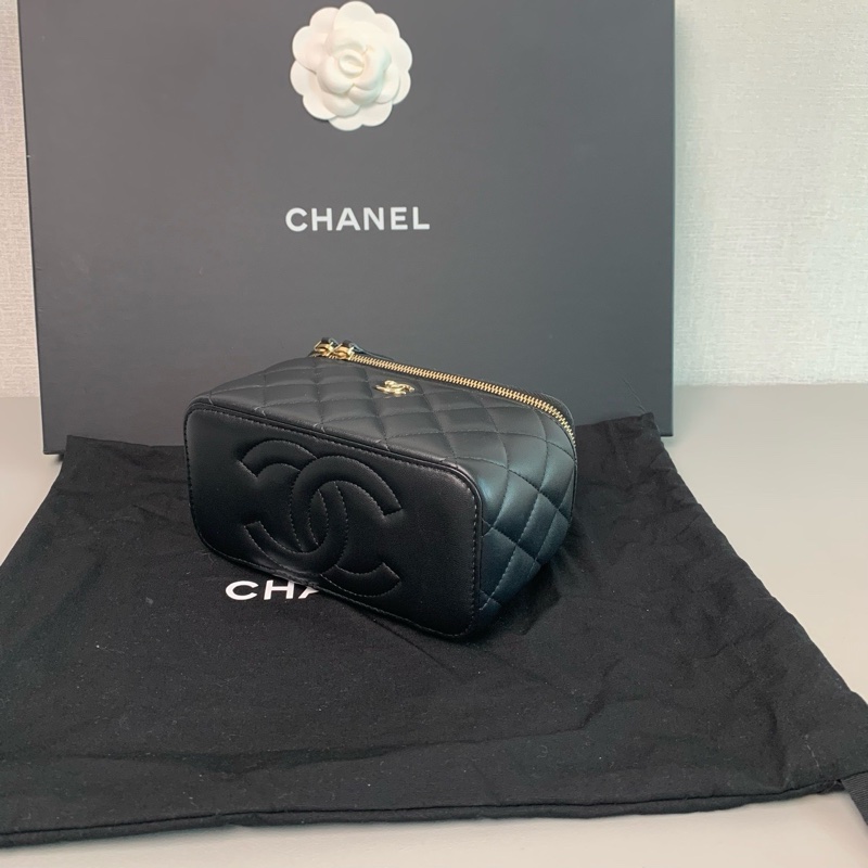Chanel 足球羊皮化妝包 晶片款 有購證-6