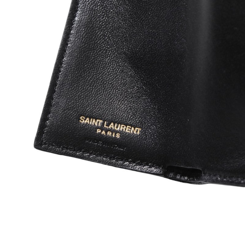 【YSL】SAINT LAURENT Monogram 荔枝皮 皮革 三折開釦 短夾 卡夾 零錢包 黑色 金色 668274-4