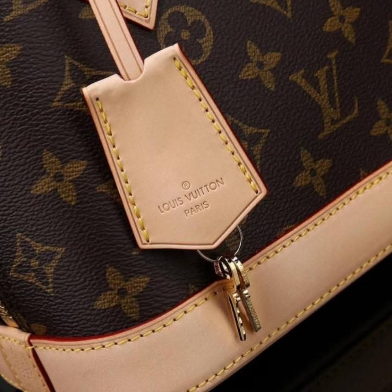 LV Alma bb 經典 Monogram 老花貝殼包-9