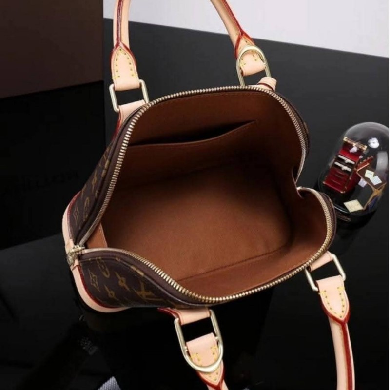 LV Alma bb 經典 Monogram 老花貝殼包-13