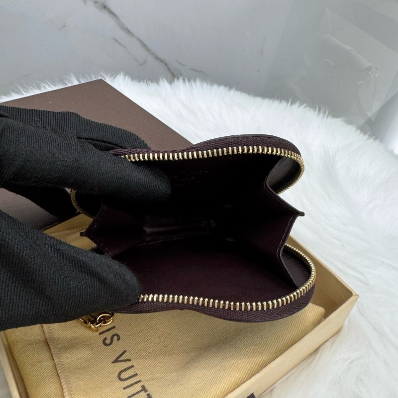 車厘子漆皮愛心零錢包心形經典壓紋搭配亮面質感-8